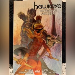 Hawkeye-Avenging Archer Comic Book